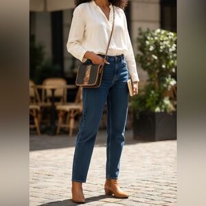 Authentic Leonard Paris N.C. 19294 sling Bag crossbody bag Made in Italy